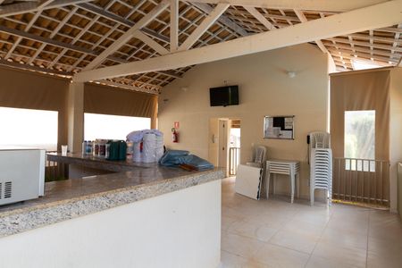 Casa de condomínio à venda com 90m², 3 quartos e 2 vagas Casa de condomínio à venda com 90m², 3 quartos e 2 vagasÁREA COMUM - SALÃO DE FESTAS