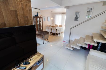 Casa de condomínio à venda com 90m², 3 quartos e 2 vagas Casa de condomínio à venda com 90m², 3 quartos e 2 vagasSALA