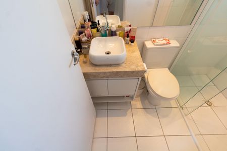 Casa de condomínio à venda com 90m², 3 quartos e 2 vagas Casa de condomínio à venda com 90m², 3 quartos e 2 vagasBANHEIRO SOCIAL