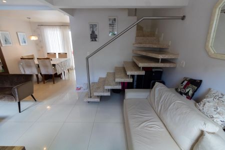 Casa de condomínio à venda com 90m², 3 quartos e 2 vagas Casa de condomínio à venda com 90m², 3 quartos e 2 vagasSALA