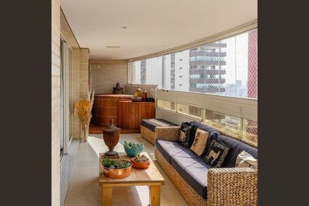 Apartamento à venda com 366m², 3 quartos e 6 vagas