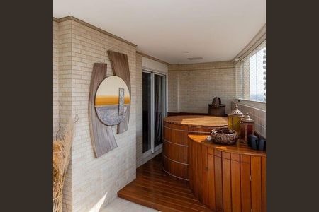 Apartamento à venda com 366m², 3 quartos e 6 vagas