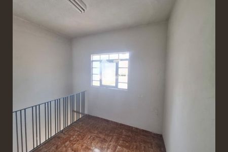 Casa à venda com 100m², 2 quartos e 1 vaga