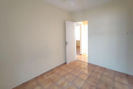 Casa à venda com 220m², 4 quartos e 2 vagas Casa à venda com 220m², 4 quartos e 2 vagasQuarto Suíte