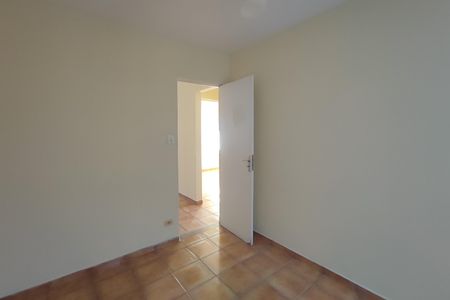 Casa à venda com 220m², 4 quartos e 2 vagas Casa à venda com 220m², 4 quartos e 2 vagasQuarto 2