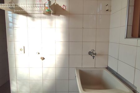 Casa à venda com 220m², 4 quartos e 2 vagas Casa à venda com 220m², 4 quartos e 2 vagasÁrea de Serviço