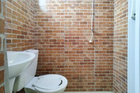 Casa de condomínio para alugar com 25m², 0 quarto e sem vaga Casa de condomínio para alugar com 25m², 0 quarto e sem vagaBanheiro