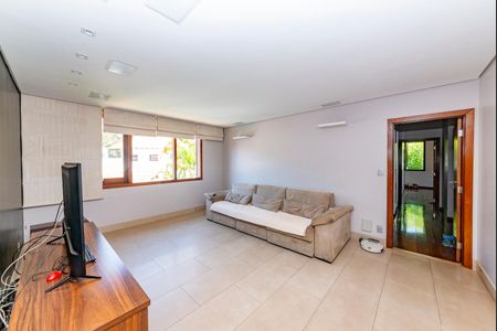 Casa à venda com 516m², 4 quartos e 4 vagas Casa à venda com 516m², 4 quartos e 4 vagasSala 5