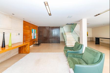 Casa à venda com 516m², 4 quartos e 4 vagas Casa à venda com 516m², 4 quartos e 4 vagasSala 1