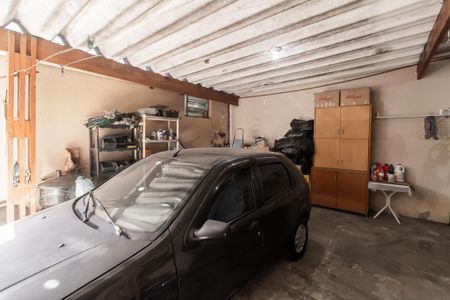 Casa à venda com 300m², 2 quartos e 8 vagas Casa à venda com 300m², 2 quartos e 8 vagasÁrea de Serviço