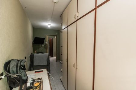 Casa à venda com 300m², 2 quartos e 8 vagas Casa à venda com 300m², 2 quartos e 8 vagasQuarto 2