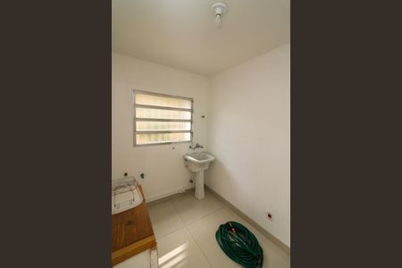 Casa à venda com 347m², 4 quartos e 6 vagas Casa à venda com 347m², 4 quartos e 6 vagasÁrea de Serviço