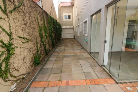 Casa à venda com 347m², 4 quartos e 6 vagas Casa à venda com 347m², 4 quartos e 6 vagasGaragem