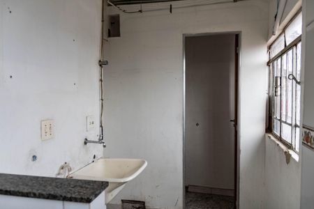 Apartamento à venda com 190m², 3 quartos e 4 vagas Apartamento à venda com 190m², 3 quartos e 4 vagasÁrea de Serviço