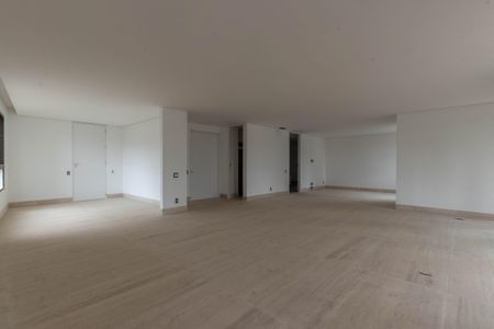 Apartamento à venda com 377m², 4 quartos e 5 vagas Apartamento à venda com 377m², 4 quartos e 5 vagasSala
