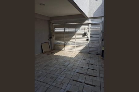 Casa à venda com 170m², 3 quartos e 2 vagas Casa à venda com 170m², 3 quartos e 2 vagasGaragem