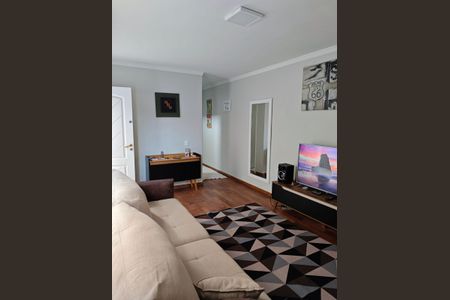 Casa à venda com 170m², 3 quartos e 2 vagas Casa à venda com 170m², 3 quartos e 2 vagasSala