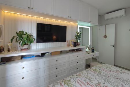 Apartamento à venda com 77m², 3 quartos e 2 vagas Apartamento à venda com 77m², 3 quartos e 2 vagasQuarto Suíte