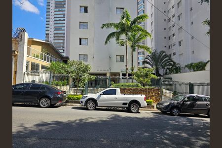 Apartamento à venda com 109m², 4 quartos e 1 vaga Apartamento à venda com 109m², 4 quartos e 1 vagaFachada