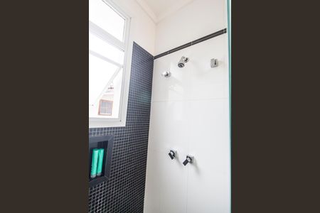 Casa de condomínio para alugar com 420m², 1 quarto e 4 vagas Casa de condomínio para alugar com 420m², 1 quarto e 4 vagasBanheiro da Suíte 3