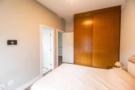 Casa de condomínio para alugar com 420m², 1 quarto e 4 vagas Casa de condomínio para alugar com 420m², 1 quarto e 4 vagasSuíte 2