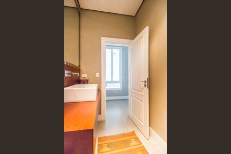 Casa de condomínio para alugar com 420m², 1 quarto e 4 vagas Casa de condomínio para alugar com 420m², 1 quarto e 4 vagasLavabo