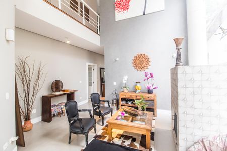 Casa de condomínio para alugar com 420m², 1 quarto e 4 vagas Casa de condomínio para alugar com 420m², 1 quarto e 4 vagasSala