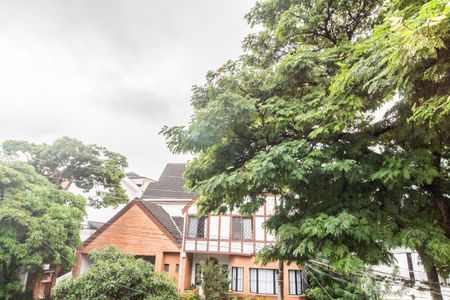 Casa de condomínio para alugar com 420m², 1 quarto e 4 vagas Casa de condomínio para alugar com 420m², 1 quarto e 4 vagasVista da Suíte 3