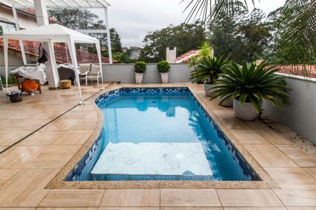 Casa de condomínio para alugar com 420m², 1 quarto e 4 vagas Casa de condomínio para alugar com 420m², 1 quarto e 4 vagasPiscina