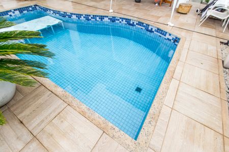 Casa de condomínio para alugar com 420m², 1 quarto e 4 vagas Casa de condomínio para alugar com 420m², 1 quarto e 4 vagasPiscina