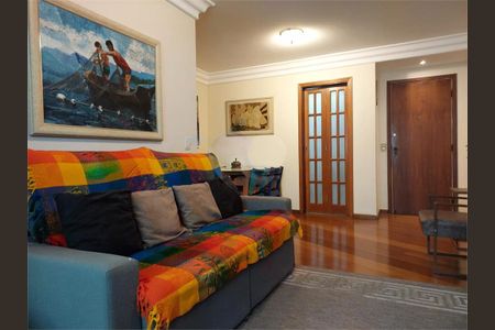 Apartamento à venda com 75m², 3 quartos e 1 vaga