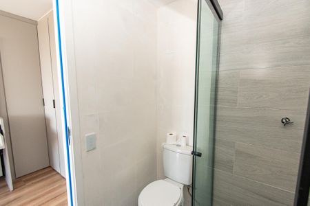 Studio à venda com 27m², 1 quarto e sem vaga Studio à venda com 27m², 1 quarto e sem vagaBanheiro
