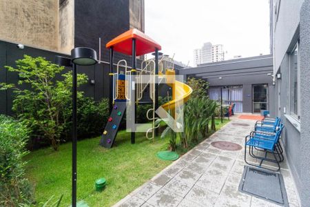 Studio à venda com 27m², 1 quarto e sem vaga Studio à venda com 27m², 1 quarto e sem vagaPlayground