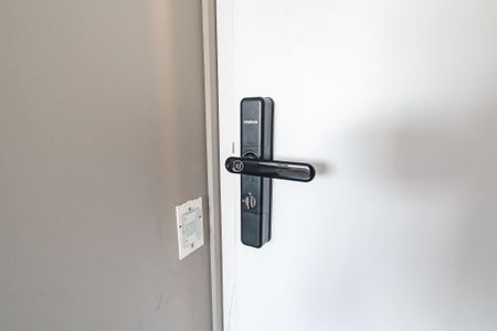 Studio à venda com 27m², 1 quarto e sem vaga Studio à venda com 27m², 1 quarto e sem vagaFechadura eletrônica