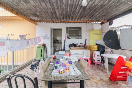 Casa à venda com 330m², 4 quartos e 5 vagas Casa à venda com 330m², 4 quartos e 5 vagasCasa 1 - Área Externa