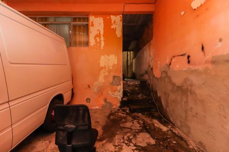 Casa à venda com 330m², 4 quartos e 5 vagas Casa à venda com 330m², 4 quartos e 5 vagasCasa 2 - Garagem