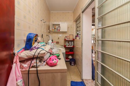 Casa à venda com 330m², 4 quartos e 5 vagas Casa à venda com 330m², 4 quartos e 5 vagasCasa 1 - Lavanderia