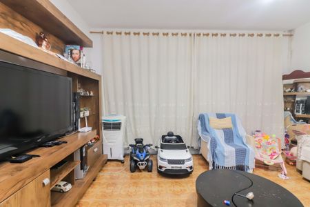 Casa à venda com 330m², 4 quartos e 5 vagas Casa à venda com 330m², 4 quartos e 5 vagasCasa 1 - Sala