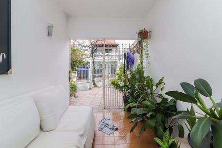 Casa à venda com 330m², 4 quartos e 5 vagas Casa à venda com 330m², 4 quartos e 5 vagasCasa 1 - Sala