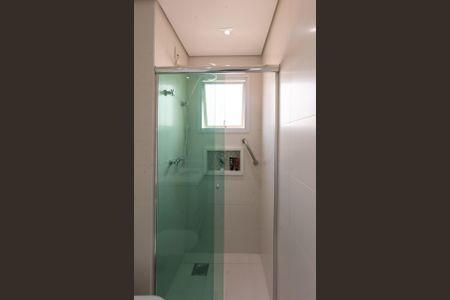 Apartamento à venda com 138m², 3 quartos e 2 vagas Apartamento à venda com 138m², 3 quartos e 2 vagasBanheiro da Suíte 1