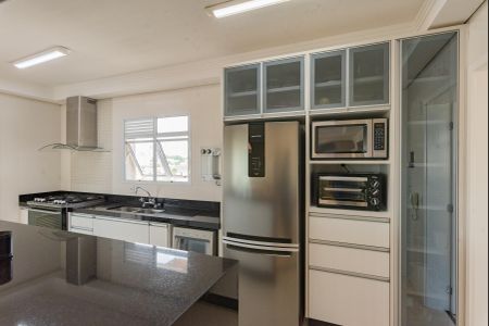 Apartamento à venda com 138m², 3 quartos e 2 vagas Apartamento à venda com 138m², 3 quartos e 2 vagasCozinha