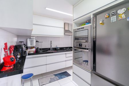 Apartamento à venda com 89m², 2 quartos e 2 vagas Apartamento à venda com 89m², 2 quartos e 2 vagasCozinha e área de serviço