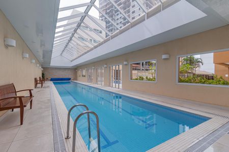 Apartamento à venda com 89m², 2 quartos e 2 vagas Apartamento à venda com 89m², 2 quartos e 2 vagasÁrea comum - Piscina