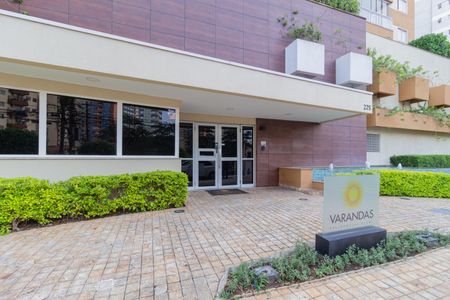 Apartamento à venda com 89m², 2 quartos e 2 vagas Apartamento à venda com 89m², 2 quartos e 2 vagasFachada