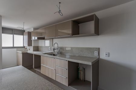 Apartamento à venda com 46m², 1 quarto e 1 vaga Apartamento à venda com 46m², 1 quarto e 1 vagaCozinha e Área de Serviço