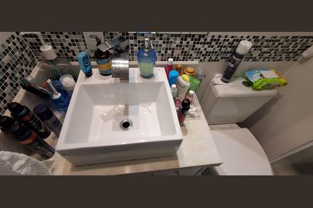 Apartamento à venda com 240m², 3 quartos e 3 vagas Apartamento à venda com 240m², 3 quartos e 3 vagasBanheiro Suíte 3