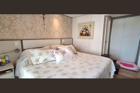 Apartamento à venda com 240m², 3 quartos e 3 vagas Apartamento à venda com 240m², 3 quartos e 3 vagasSuíte 2