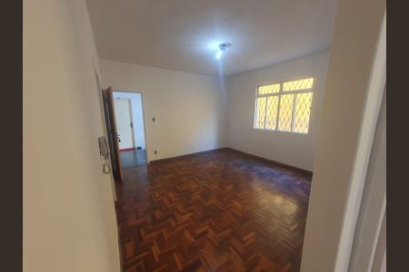 Apartamento à venda com 74m², 3 quartos e 1 vaga Apartamento à venda com 74m², 3 quartos e 1 vagaSala