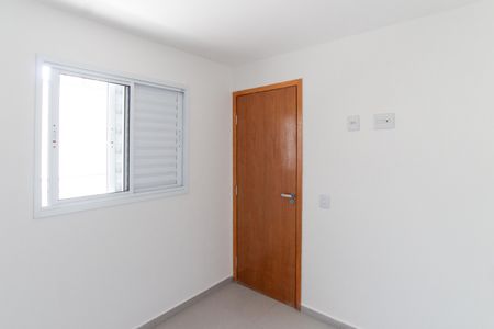 Quarto 2 de apartamento para alugar com 2 quartos, 39m² em Parque Vitoria, São Paulo