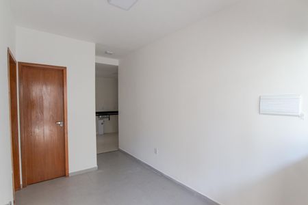 Sala de apartamento à venda com 2 quartos, 37m² em Parque Vitoria, São Paulo